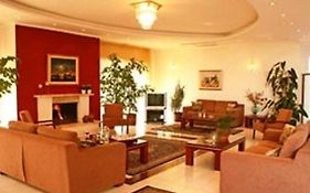Kornilios Istron Hotel